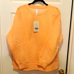 NWT Fabletics Go To Crewneck